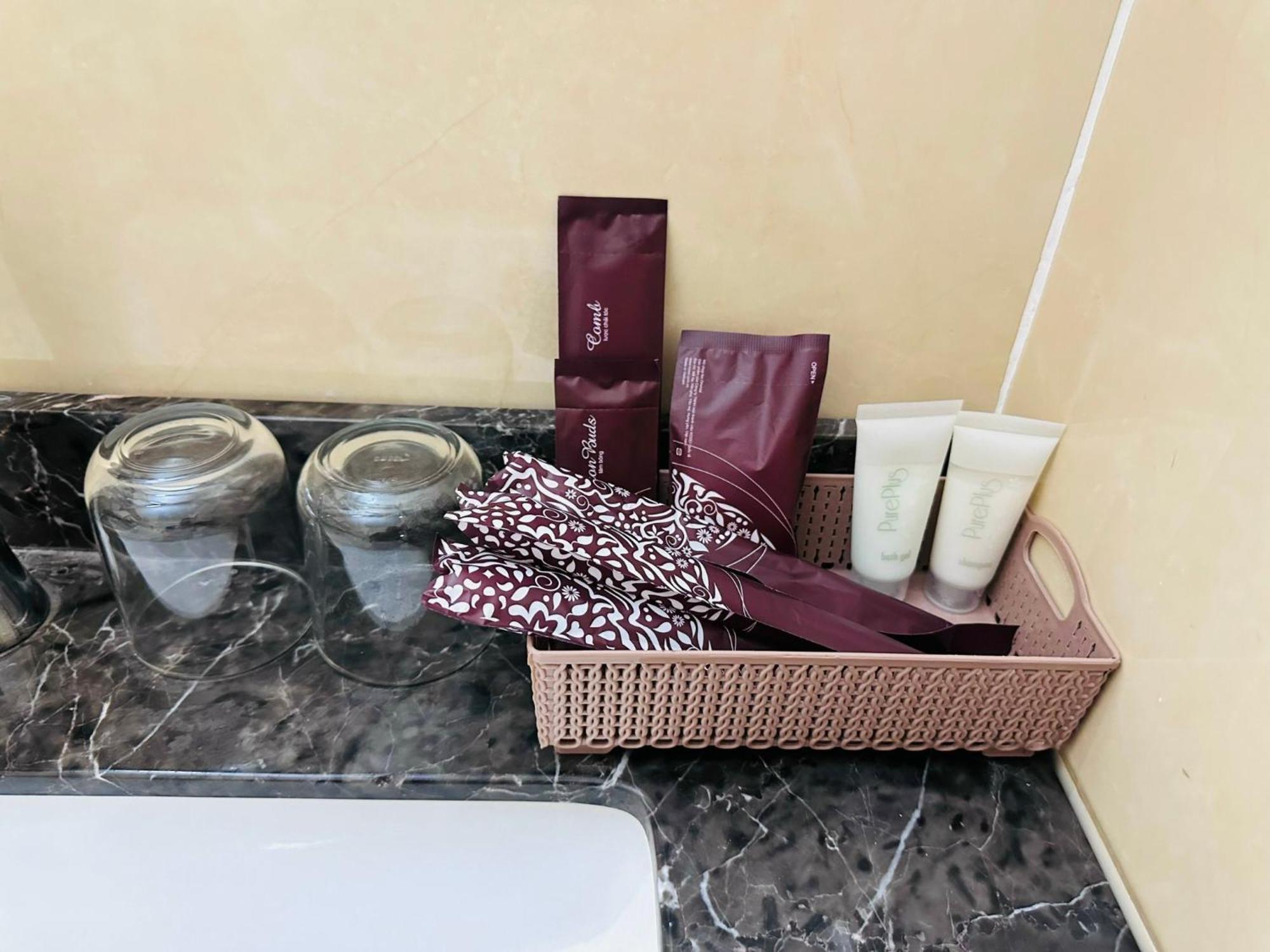 하롱 Nha Nghi Anh Dung B&B 외부 사진